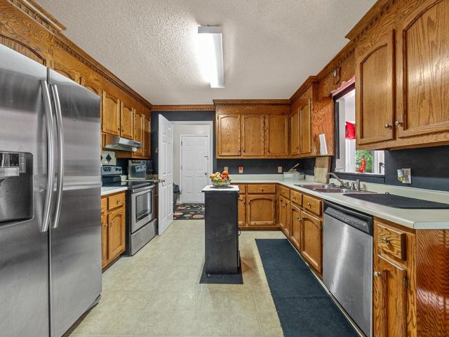 6 Hudders Creek Way, Simpsonville, SC 29680