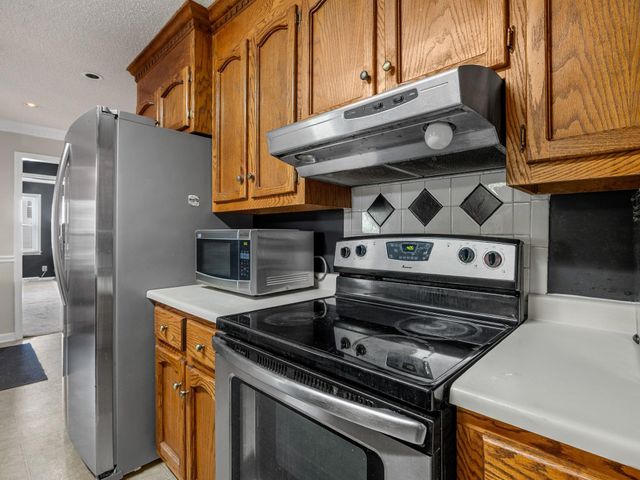 6 Hudders Creek Way, Simpsonville, SC 29680