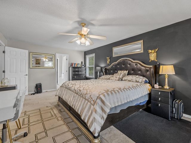 6 Hudders Creek Way, Simpsonville, SC 29680