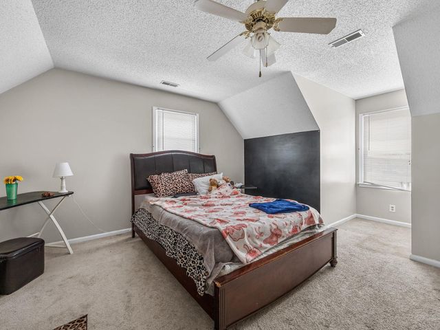 6 Hudders Creek Way, Simpsonville, SC 29680