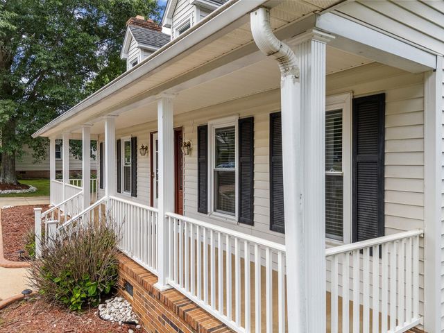 6 Hudders Creek Way, Simpsonville, SC 29680