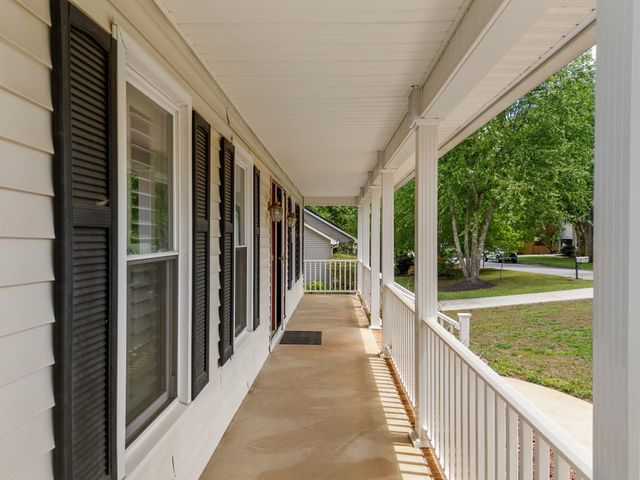 6 Hudders Creek Way, Simpsonville, SC 29680