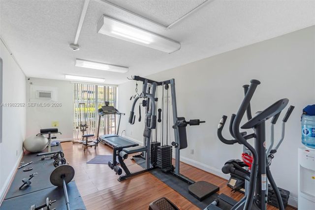 210 172nd St 234, Sunny Isles Beach, FL 33160