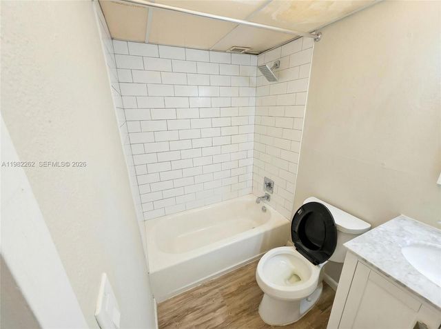 210 172nd St 234, Sunny Isles Beach, FL 33160