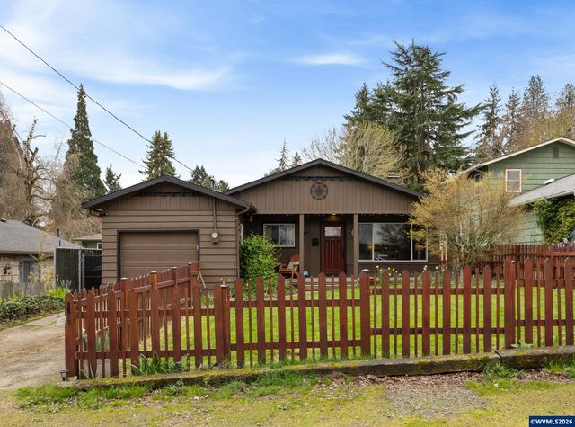 776 Judson St SE, Salem, OR 97302