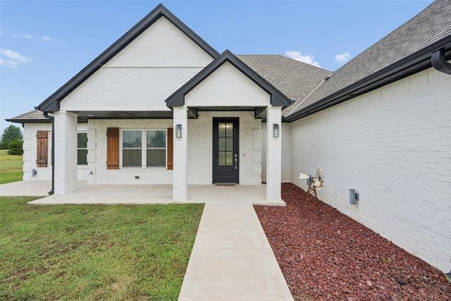 37654 New Hope Road, Tecumseh, OK 74873