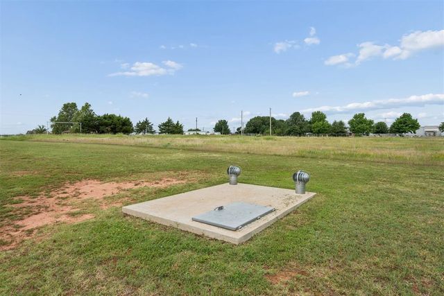 37654 New Hope Road, Tecumseh, OK 74873