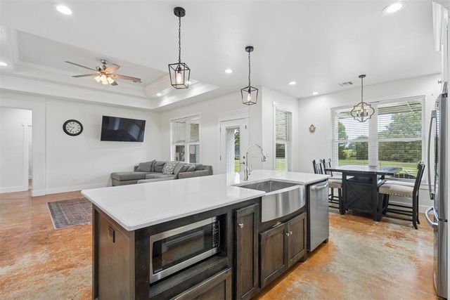 37654 New Hope Road, Tecumseh, OK 74873