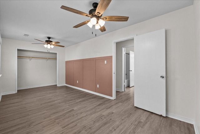 3900 Redstem Court, Dickinson, TX 77539