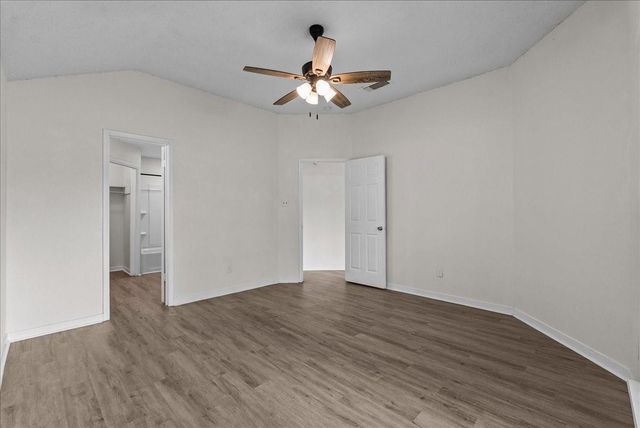 3900 Redstem Court, Dickinson, TX 77539