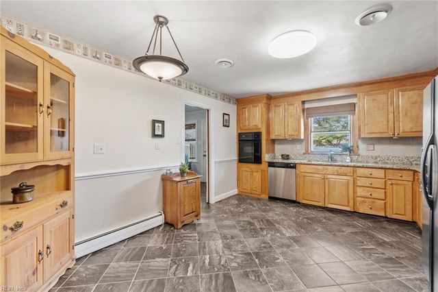 415 Robin RD, Portsmouth, VA 23701