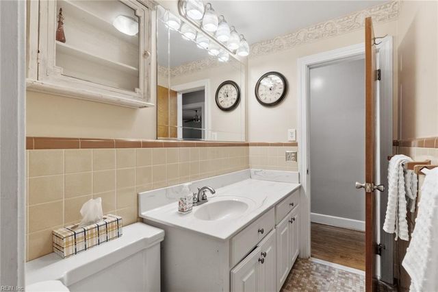 415 Robin RD, Portsmouth, VA 23701