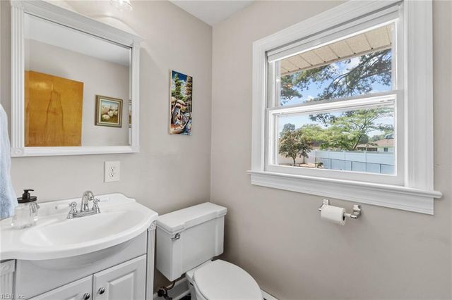 415 Robin RD, Portsmouth, VA 23701