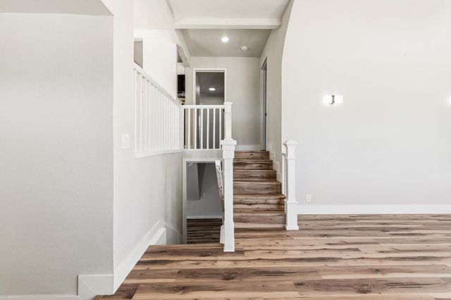 1821 River Rd, Modesto, CA 95351