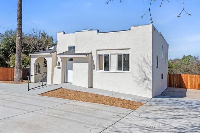 1821 River Rd, Modesto, CA 95351