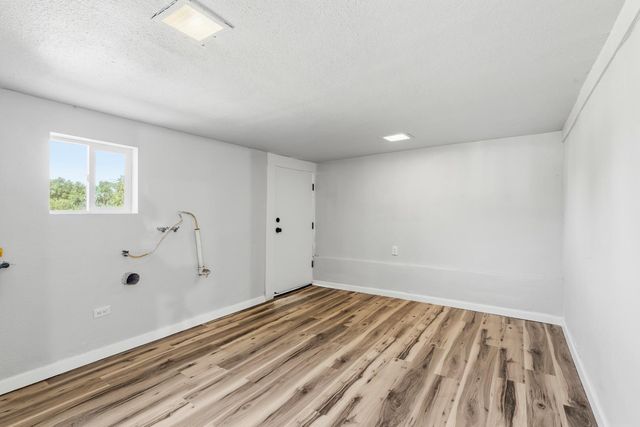 1821 River Rd, Modesto, CA 95351