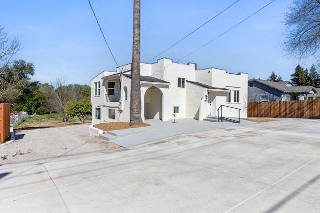 1821 River Rd, Modesto, CA 95351