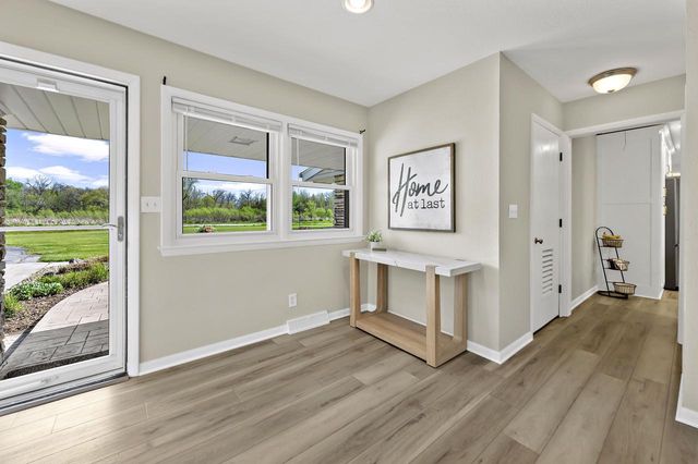 12610 St. Mary's DRIVE, New Berlin, WI 53151