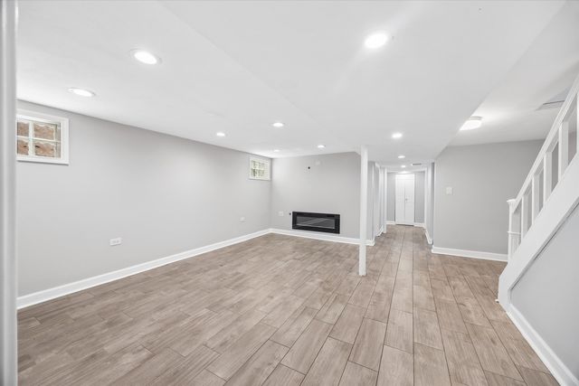 5153 S Oak Park Avenue, Chicago, IL 60638