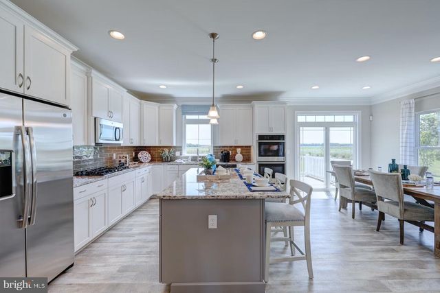 54 RIVER RUN BLVD, Felton, DE 19943