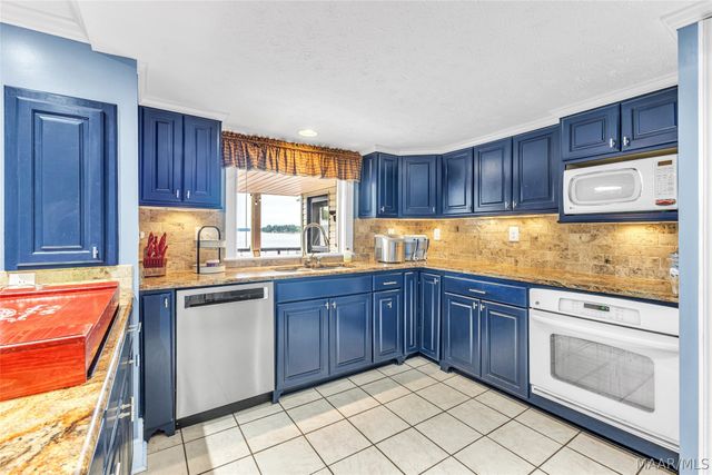 188 Ski Club Drive, Wetumpka, AL 36092