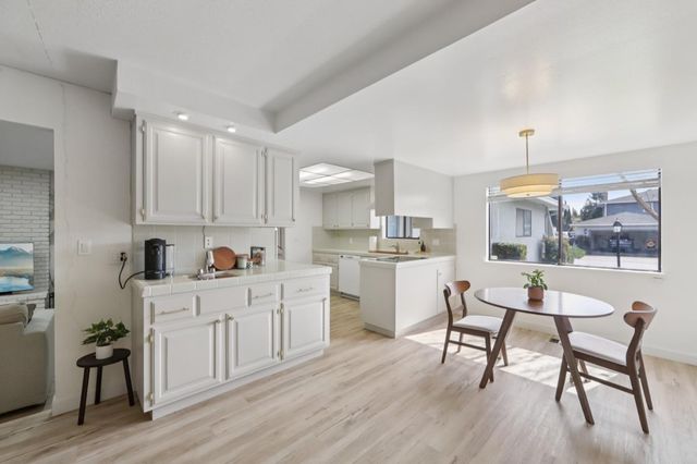19524 Redwood Glen, Castro Valley, CA 94546