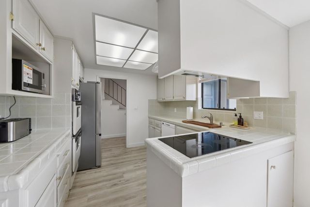 19524 Redwood Glen, Castro Valley, CA 94546