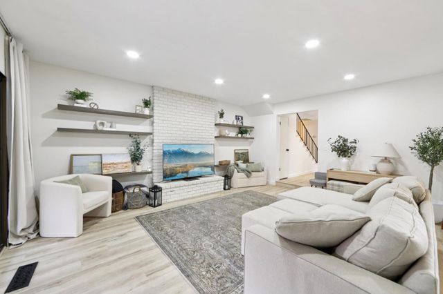 19524 Redwood Glen, Castro Valley, CA 94546