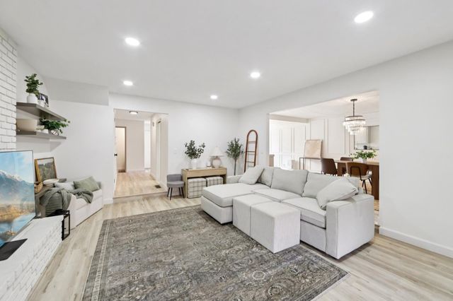 19524 Redwood Glen, Castro Valley, CA 94546