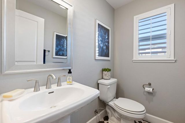 775 Santa Cecilia, Sunnyvale, CA 94085