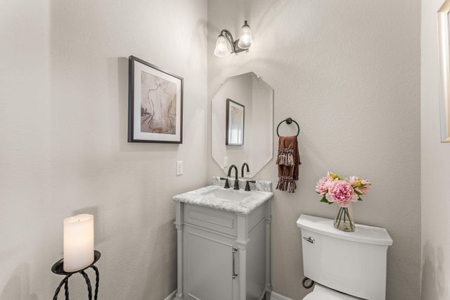319 Lombardia DR 21B, Austin, TX 78734