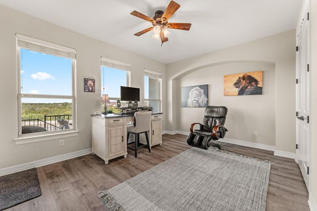 319 Lombardia DR 21B, Austin, TX 78734