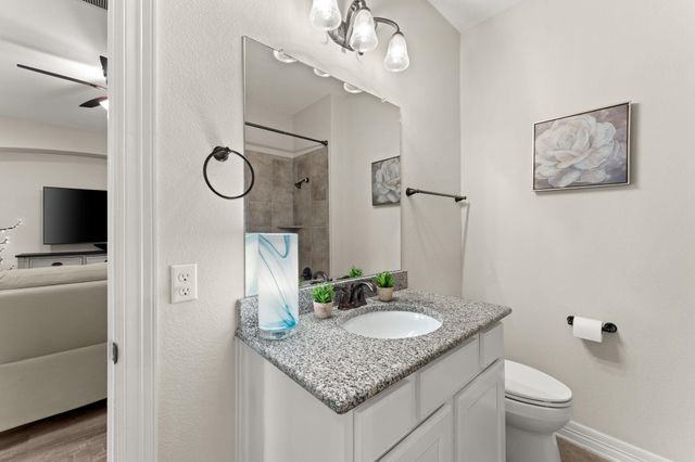 319 Lombardia DR 21B, Austin, TX 78734