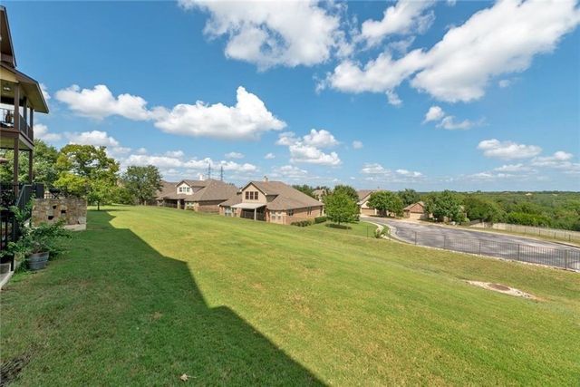 319 Lombardia DR 21B, Austin, TX 78734