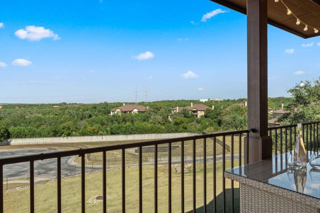 319 Lombardia DR 21B, Austin, TX 78734