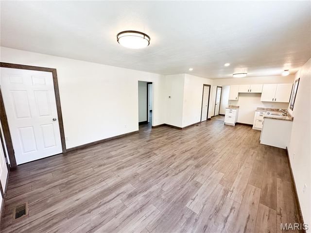 701 E 4th Street, Salem, MO 65560