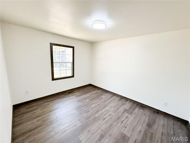 701 E 4th Street, Salem, MO 65560