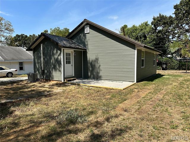 701 E 4th Street, Salem, MO 65560