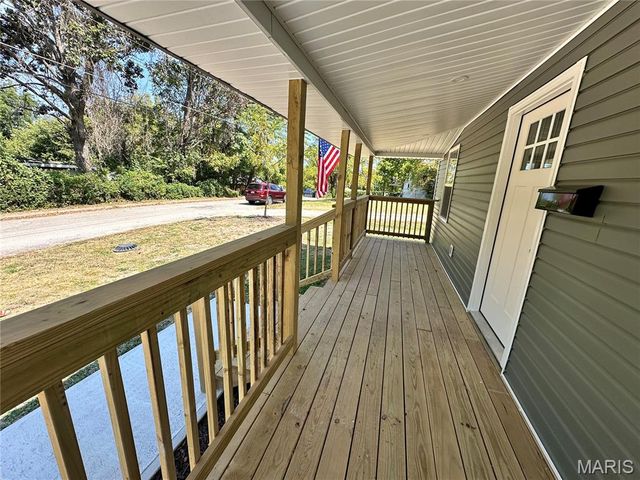 701 E 4th Street, Salem, MO 65560