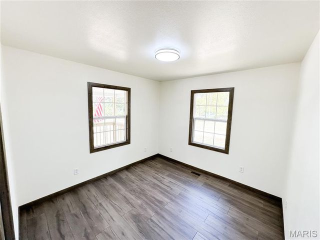 701 E 4th Street, Salem, MO 65560