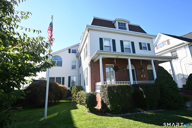 26 Elm Tree Place, Stamford, CT 06906