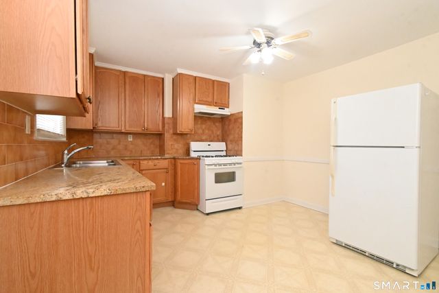 26 Elm Tree Place, Stamford, CT 06906