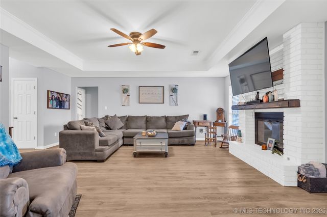 1121 Surrey, Ardmore, OK 73401