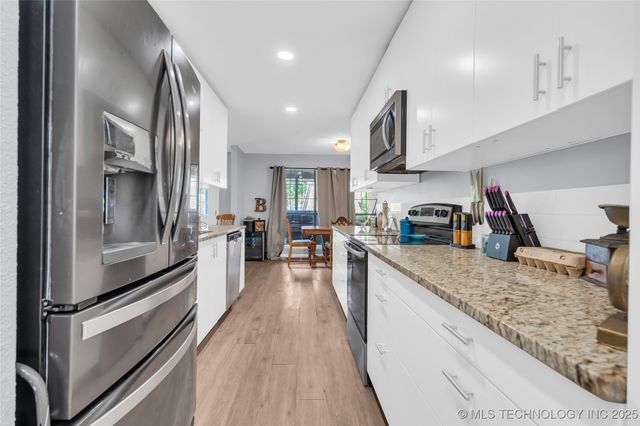 1121 Surrey, Ardmore, OK 73401