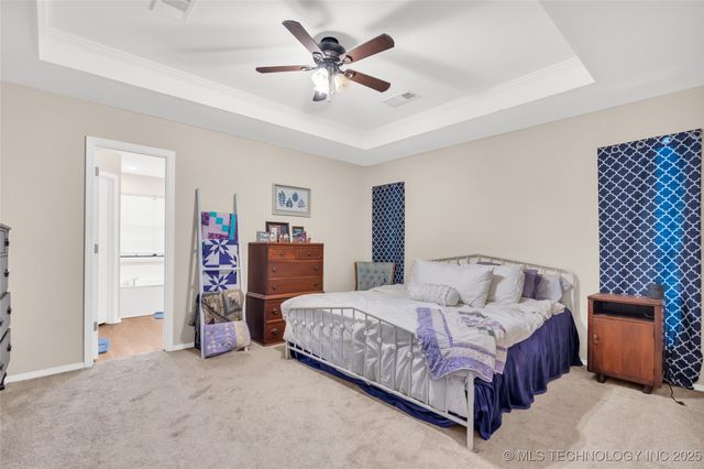 1121 Surrey, Ardmore, OK 73401