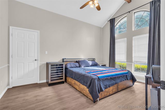 1121 Surrey, Ardmore, OK 73401