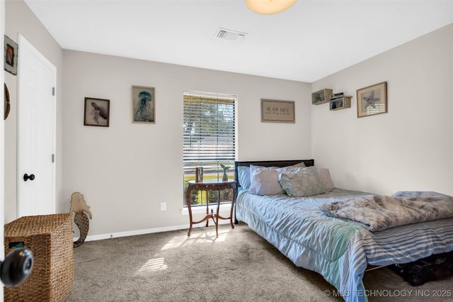 1121 Surrey, Ardmore, OK 73401