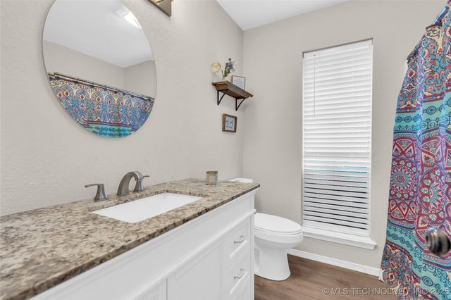 1121 Surrey, Ardmore, OK 73401