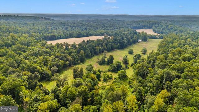 11915 COVE RD, Clear Spring, MD 21722