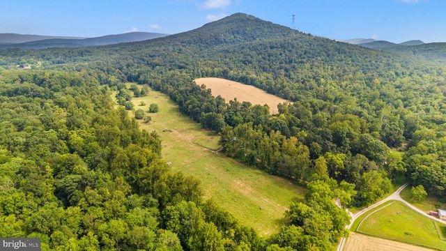 11915 COVE RD, Clear Spring, MD 21722